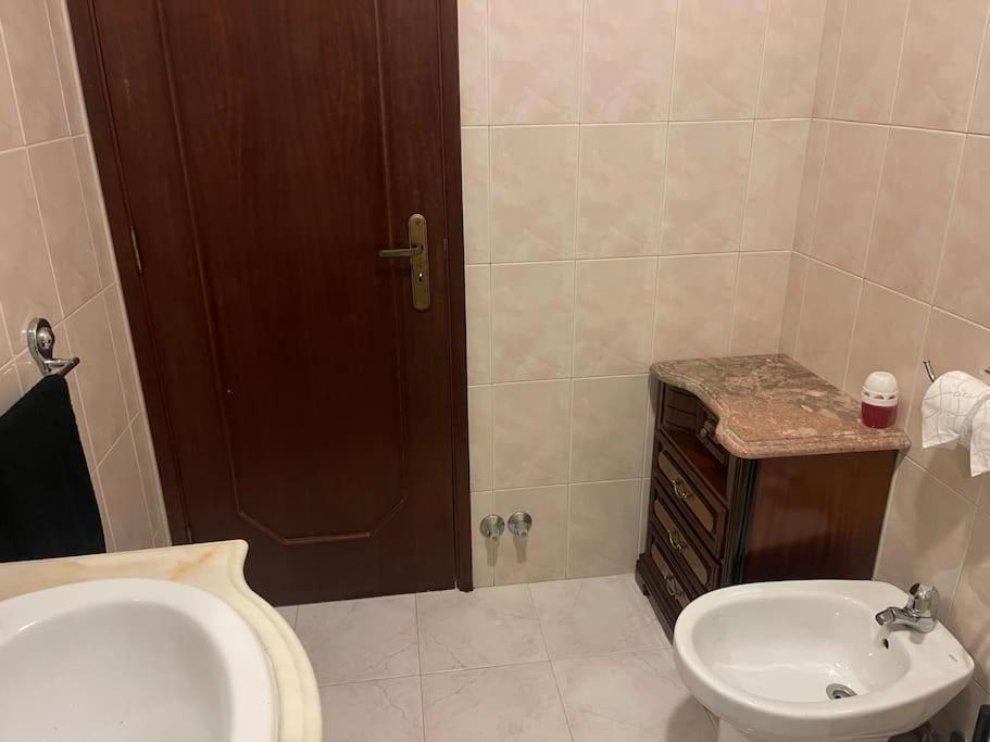 Proche De La Plage Et Du Metro, 1 Place De Garage Povoa de Varzim Ngoại thất bức ảnh